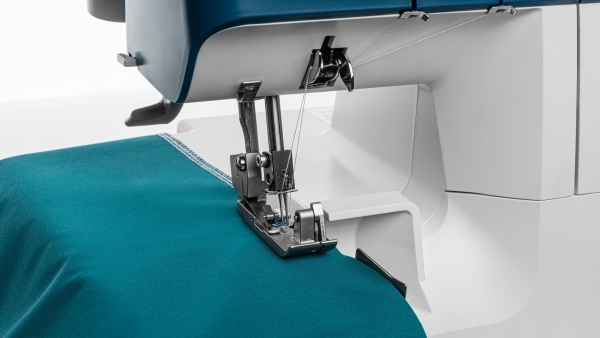 PFAFF Admire 1000